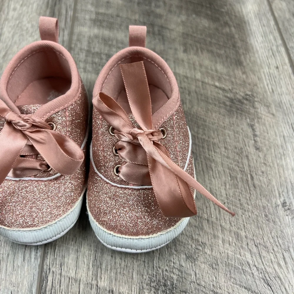 Oshkosh B’Gosh Pink‎ Sparkle Shoes